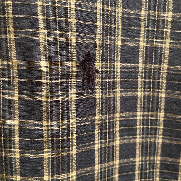 Ralph Lauren casual button down shirt - Picture 3 of 4